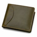 Geldbörse 12 x 9 x 2 cm aus lederähnlichem Material olivgrün für Karten und Bargeld im Faltformat
